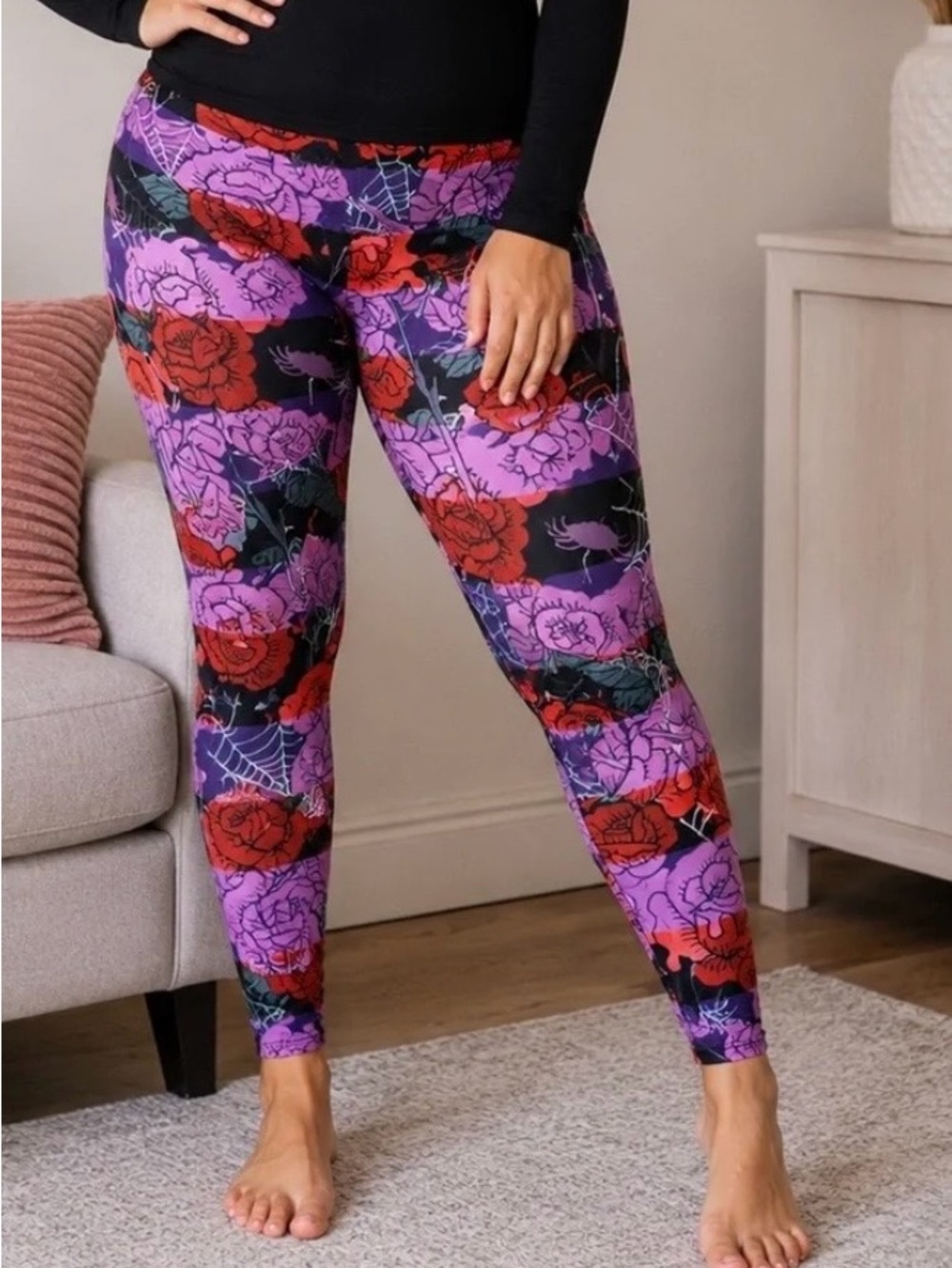 LulaRoe Tall & Curvy (TC) Floral Leggings | Fits Sizes 14–26 | EUC